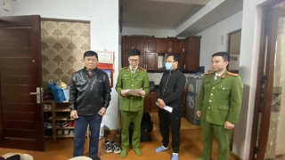 Bắt 1 giám đốc thông đồng với lãnh đạo Trung tâm đăng kiểm xe cơ giới 34-05D