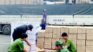 Kiên quyết đấu tranh, không để phát sinh điểm nóng về buôn lậu