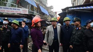 Tiểu thương rớt nước mắt, bàng hoàng sau vụ cháy chợ Tam Bạc