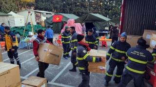 Bộ Công an trao 2 tấn hàng y tế hỗ trợ Thổ Nhĩ Kỳ