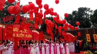 Xin đừng tra tấn bằng thơ