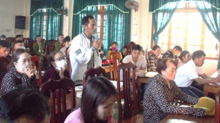 Đẩy nhanh xây dựng khu tái định cư, di dời người dân sống cạnh cảng biển Hợp Thịnh