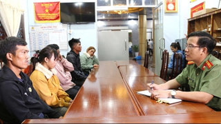 Khám phá nhiều vụ án đưa người vượt biên trái phép