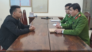 Lời khai bất ngờ của kẻ dùng súng cướp tài sản ở cửa hàng Thế giới di động