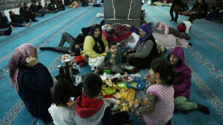 Chia sẻ với cộng đồng người Việt tại Thổ Nhĩ Kỳ