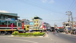 Từ thau lau tới nhà bàn