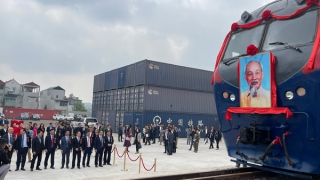 Ga liên vận quốc tế đường sắt Kép chính thức vận hành