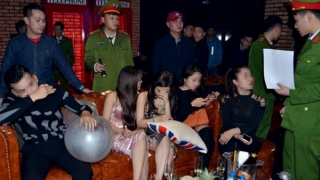 Nhức nhối vi phạm "bóng cười": Không thể mãi "bắt cóc bỏ đĩa" (kỳ cuối)