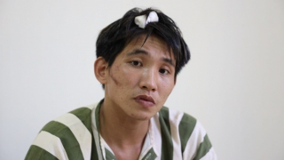 Khởi tố nghịch tử ngáo đá sát hại mẹ ruột