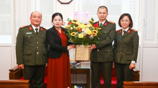 Báo CAND chúc mừng Ngày Thầy thuốc Việt Nam