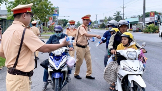 CSGT Bạc Liêu xử phạt trên 1.000 “ma men”