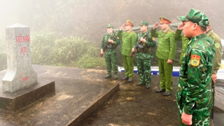 Những người lính về với bản làng