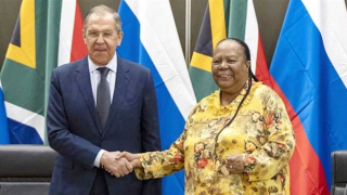 Châu Phi, “điểm hẹn mới” trên “bàn cờ lớn”