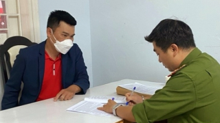 Thua bạc, nhân viên BĐS lừa người mua nhà với giá “sập hầm”