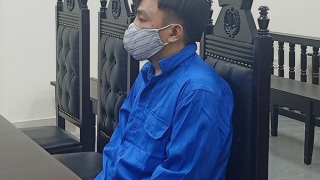 Mượn danh đoàn công tác của Bộ, đưa nhiều người trốn ra nước ngoài