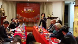 Tọa đàm và trưng bày chuyên đề “Xuân xưa trên báo Tết 1865 -2000”