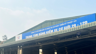 Bắt 9 đối tượng tại Trung tâm đăng kiểm 29-12D Sóc Sơn