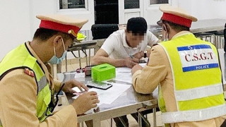 CSGT xử lý tài xế dương tính ma túy và vi phạm nồng độ cồn
