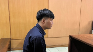 Trộn tiền giả với tiền thật đem mua xe Honda SH