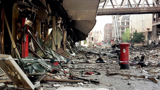 Vì sao kẻ đánh bom khủng bố Manchester Arena lọt lưới MI-5?