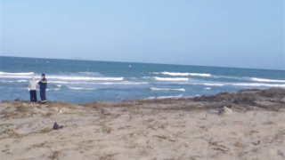 Tìm thấy thi thể người đàn ông chết đuối dạt vào bãi biển