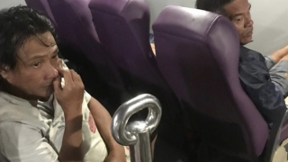 Tìm kiếm nạn nhân trên 2 sà lan gặp nạn trên vùng biển Phú Quý