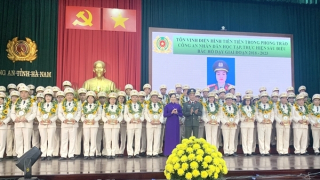 Công an tỉnh Hà Nam: Tôn vinh 75 gương điển hình tiên tiến
