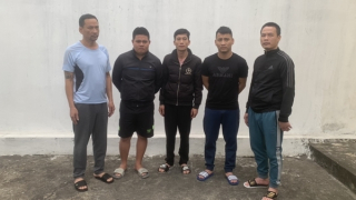 Triệt xoá ổ nhóm đánh bạc lưu động trong rừng