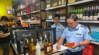 Đồng loạt kiểm tra, phát hiện số lượng lớn hàng gian, hàng giả