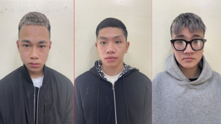 Quen nhau qua mạng, lập nhóm đi cướp