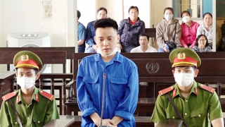 Giấu 890 gam ma túy vào tivi, lãnh án 20 năm tù