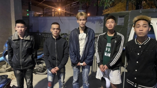 Cảnh sát 141 chặn bắt “trẻ trâu” gây náo loạn đường phố đêm cuối tuần