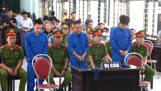 Nhóm thanh niên đánh nữ nhân viên gác chắn đường sắt lĩnh án