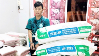 Vận chuyển thuốc lá lậu đi bỏ mối thì bị bắt