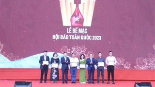 Báo chí đóng vai trò dòng chảy chính về thông tin, định hướng dư luận