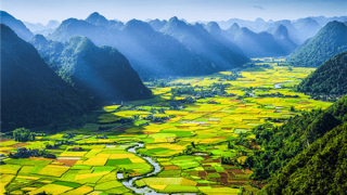 Miền Bắc tăng nhiệt, trời nắng ấm; Nam Bộ nóng 35 độ C