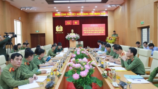 Tăng cường công tác bưu chính trong CAND