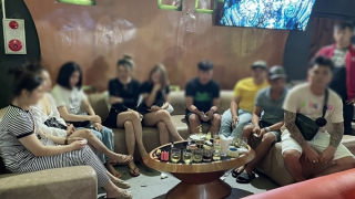 Hàng chục khách và nhân viên Space X Club dương tính với ma túy