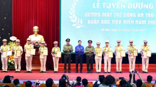 Tuyên dương 12 Gương mặt trẻ Công an Thủ đô xuất sắc tiêu biểu năm 2022