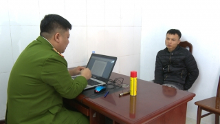 Đối tượng 3 tiền án đập hàng loạt kính ô tổ để ăn trộm