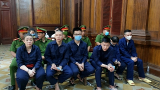 Hơn 60 năm tù cho nhóm làm, tàng trữ và lưu hành tiền giả