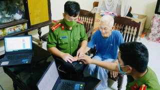3 xã ở Hà Nam về đích sớm nhất toàn quốc với 100% công dân hoàn thành thủ tục cấp CCCD gắn chíp