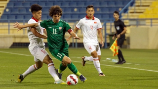 HLV Philippe Troussier và bài toán khó với U23 Việt Nam