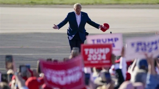 Ông Trump vận động tranh cử bất chấp nguy cơ bị truy tố