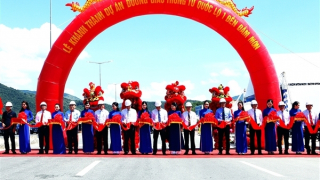 Khánh thành tuyến đường gần 1.000 tỷ đồng kết nối Khu kinh tế Vân Phong