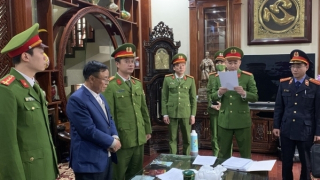 Ban Bí thư khai trừ ra khỏi Đảng đối với ông Đỗ Hữu Ca và một số cán bộ