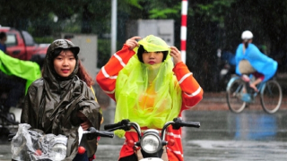 Miền Bắc tiếp tục mưa rét, Nam Bộ nắng nóng, oi bức