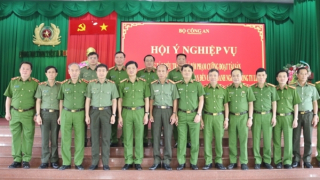 Nhận diện rõ, đấu tranh toàn diện tội phạm cưỡng đoạt tài sản núp bóng doanh nghiệp, công ty luật