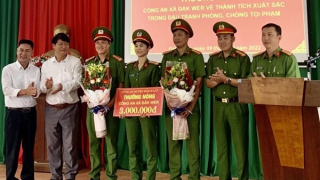 Nữ trưởng Công an xã tận tụy, được dân tin yêu