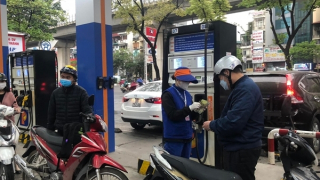 Có thời điểm chiết khấu xăng dầu lên tới 2.500 đồng/lít